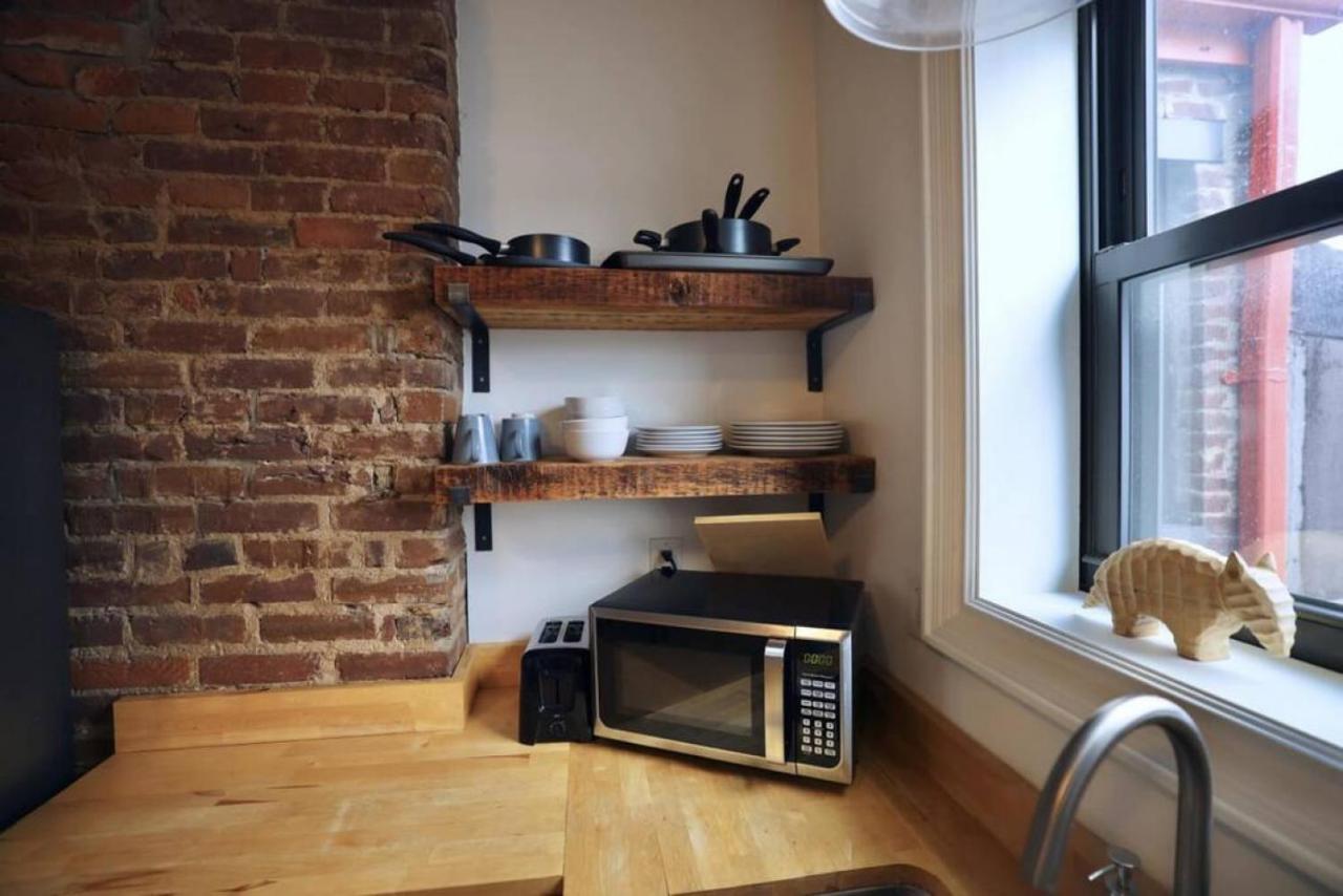 Apartment Hostwise - The Ohioan - Beautiful Brick Apt, Minutes To Downtown! *